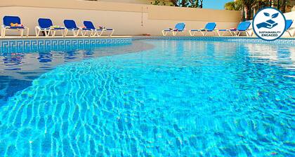 Peaceful apartment with pool in Albufeira