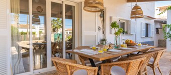 SOL I VENT - Chalet for 8 people in Cala Llombards. Free WiFi