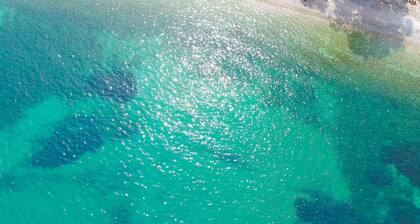 Varvara: Beach House with A/C, stunning views