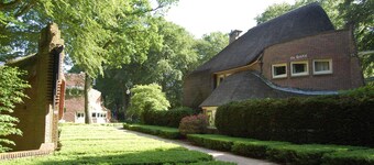 Boutique Apartments Bergen "Blue", with private terrace and courtyard 
