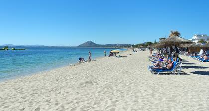 VILLA ALVAREZ - 5 MIN WALK TO OLD TOWN CENTER.