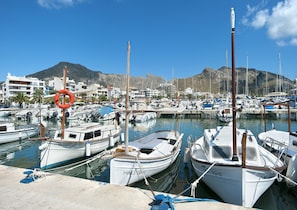 Marina/club náutico