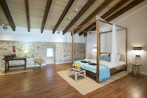 4 Schlafzimmer, Bügeleisen/Bügelbrett, kostenloses WLAN, Bettwäsche