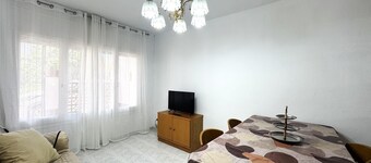 APPARTEMENT À 600 MÈTRES DE LA PLAGE.