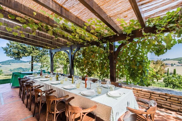 Outdoor dining