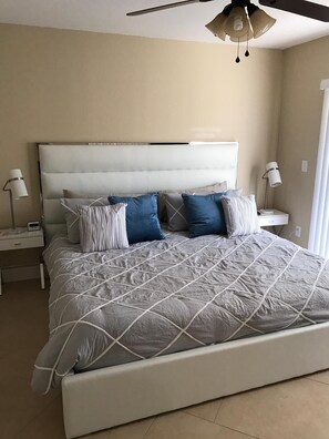 4 bedrooms, desk, iron/ironing board, travel crib