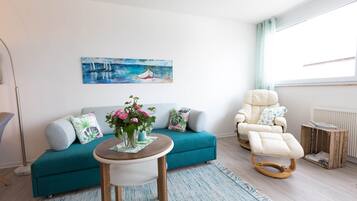 TV connectée, livres, chaßne hi-fi