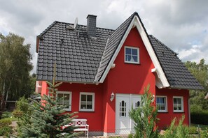 Unclassified image, 4 of 22, button