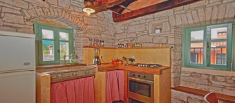 Erisa in Trošti (Haus für 6 Personen)