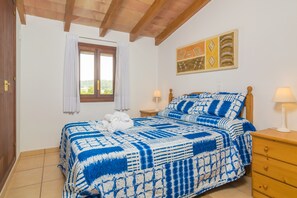 2 bedrooms, iron/ironing board, travel crib, free WiFi