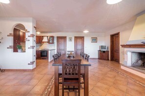 Dining - Holiday apartment surrounded by nature (Siniscola)