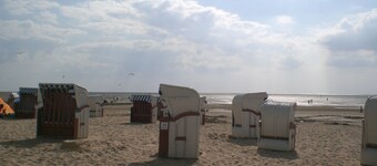 NEW, close to the beach, close to the center, allergy-friendly, parking, WiFi