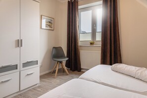 3 عدّة غرف نوم ومكتب وواي فاي مجانًا