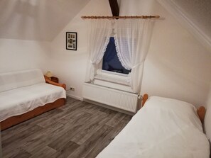 2 chambres, lit parapluie, Wi-Fi gratuit, draps fournis