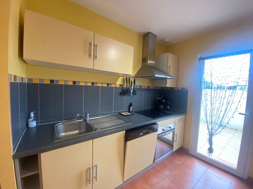 Maison proche plage avec jardin, 4 pers., TV, BBQ, bébé, parking, La Tranche-sur-Mer