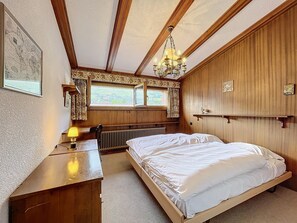 4 sovrum, ljudisolering, wi-fi och sängkläder