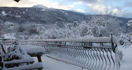 T4 full foot and garden in the heart of Bourg Saint Maurice / Les Arcs