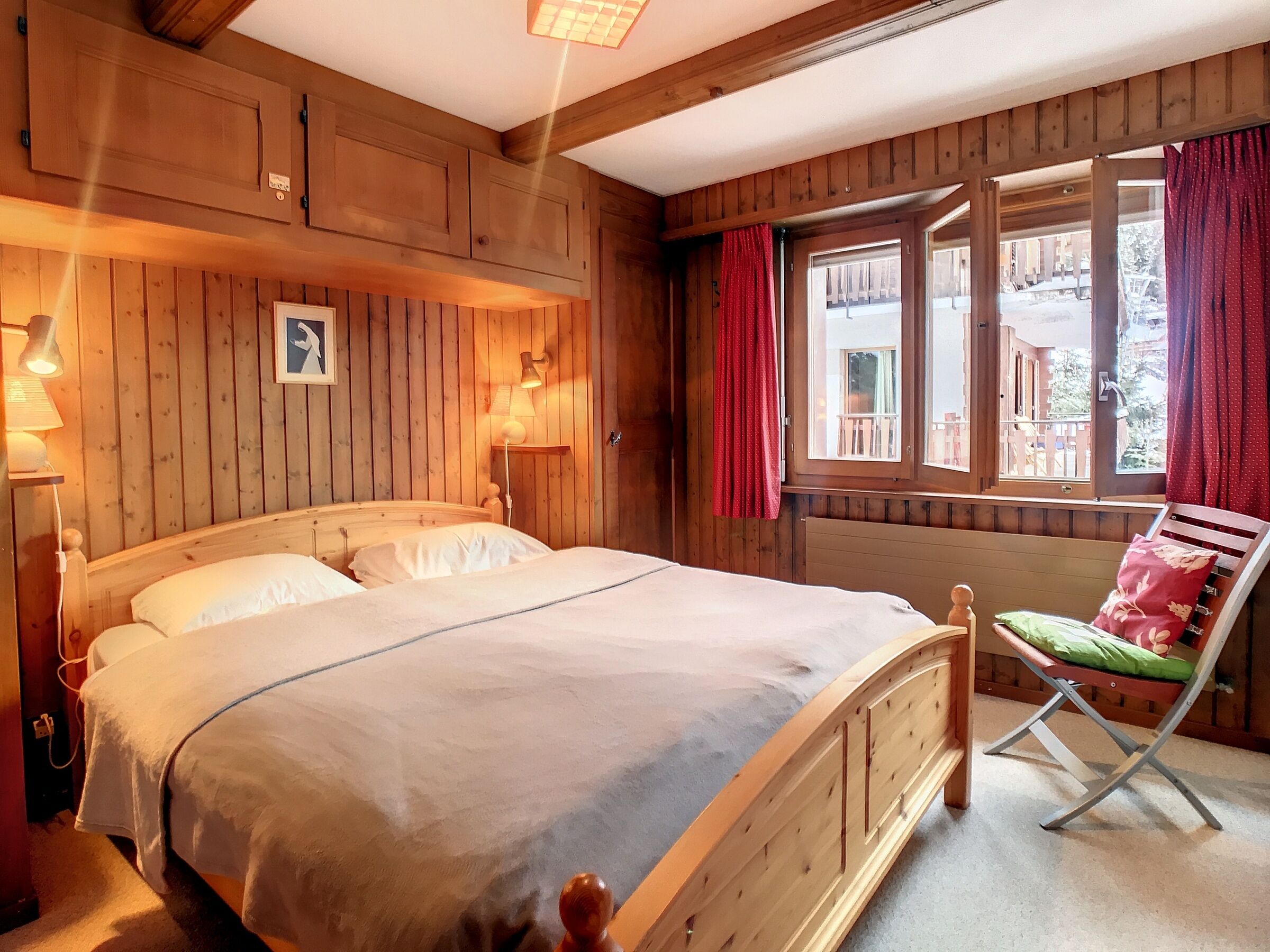 3 chambres, fer et planche à repasser, accès Internet, draps fournis