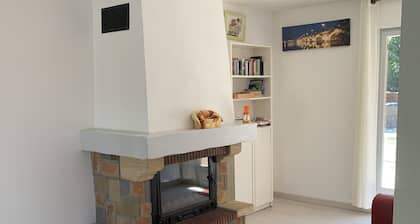 ENTIRELY RENOVATED 3 STAR CLASS VILLA IN THE HEART OF THE ARCACHON BASIN