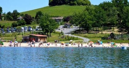 Ferienhaus Natur:Private Schwimmbad-Klimaanlage-Spielplatz-Pferde-5 Hektar-Haras