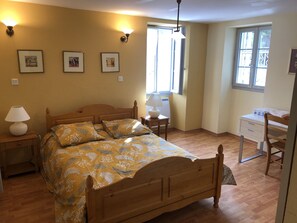 6 soveværelser, strygejern/strygebræt, weekendseng, Wi-Fi