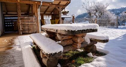 Chalet facing Mont-Blanc 6 people 98 m²