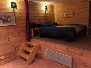 3 bedrooms, iron/ironing board, travel cot, free WiFi - 🏔 Quiet apartment in the heart of nature in the center of Gourette (Eaux-Bonnes)