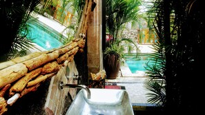 Outdoor pool, a heated pool