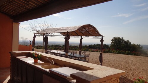 Large Mas with heated pool for 10 people, 3 Bathrooms panomaric view