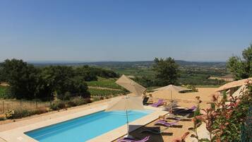 Piscine extérieure, piscine chauffée