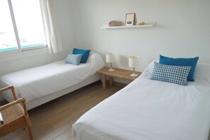 2 chambres, fer et planche à repasser, lit parapluie, Wi-Fi gratuit