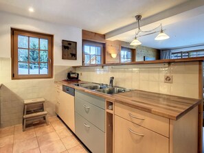 Four, plaque de cuisson, lave-vaisselle