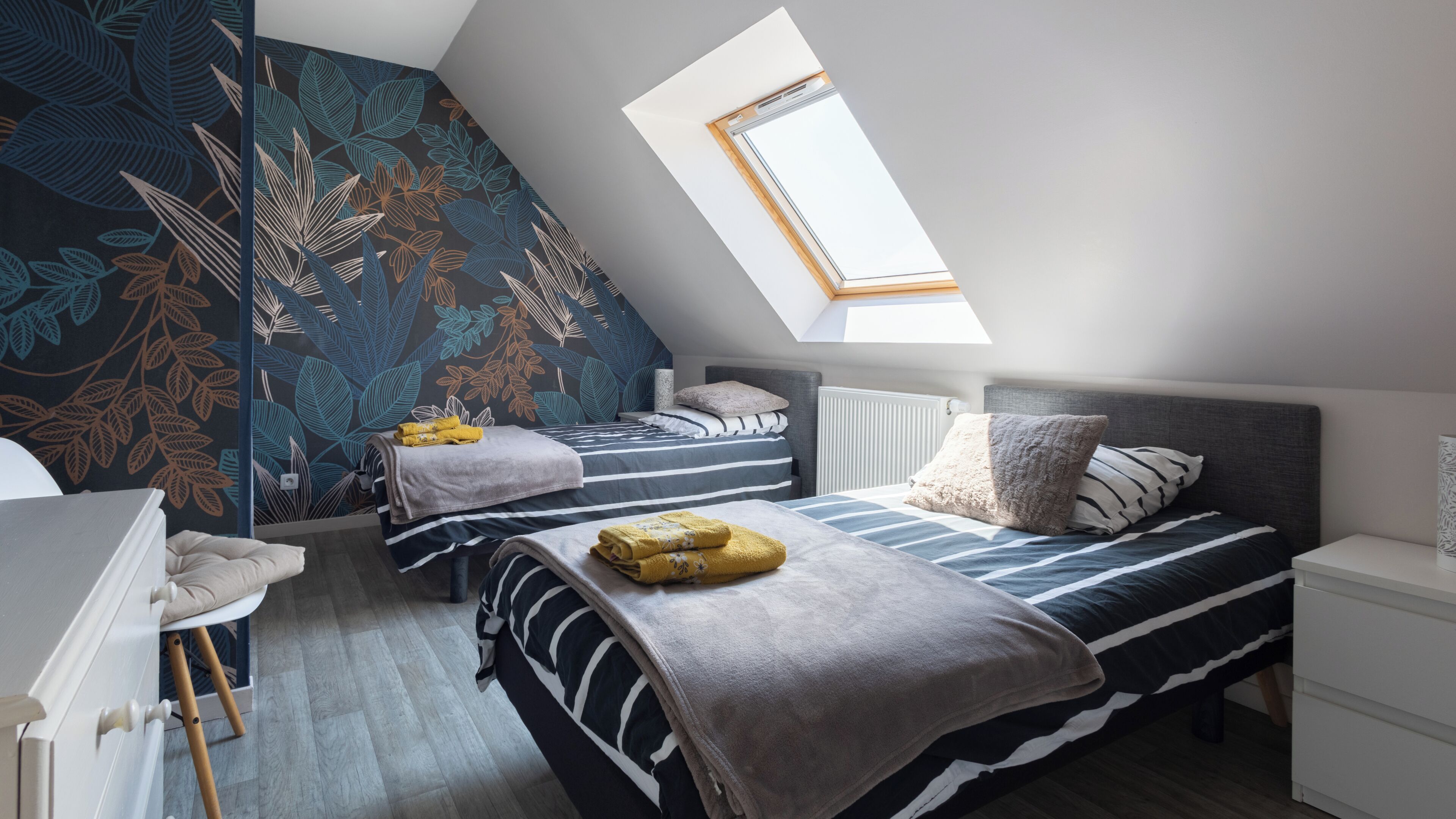 4 chambres, fer et planche à repasser, lit parapluie, Wi-Fi gratuit
