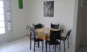 Dining - ALL COMFORT and BRIGHT, first floor of a villa, BALCONY, VIEW of the Caribbean SEA (Schoelcher)
