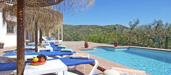 Bonita Moradia em Costa Del Sol, Andaluzia Para 15 Pessoas