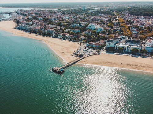 Apartment for 5 in Arcachon with secure parking