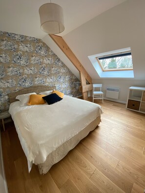 6 Schlafzimmer, Bügeleisen/Bügelbrett, Reisekinderbett, WLAN