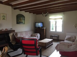 Smart-TV, peis og DVD-spiller