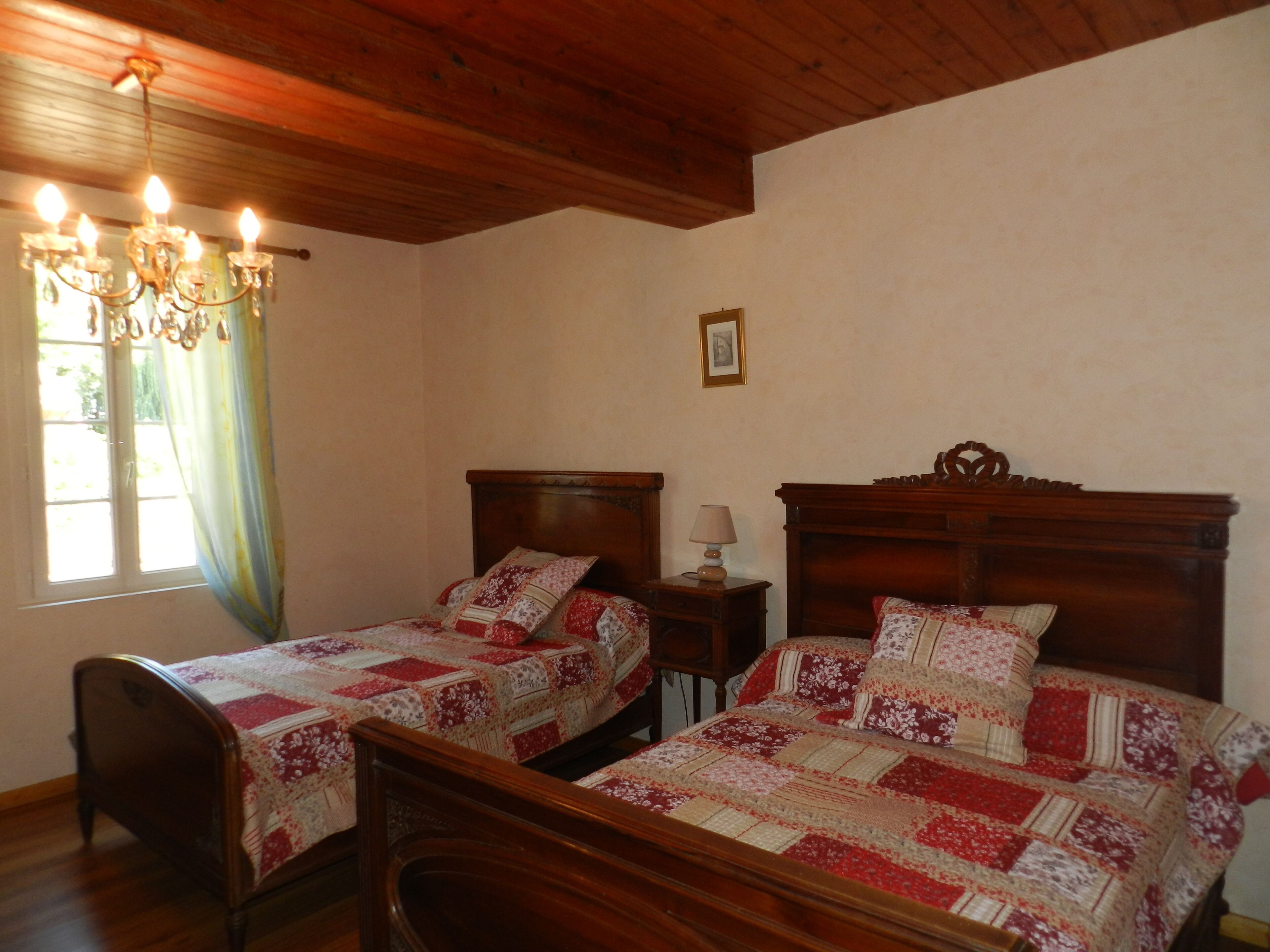 2 chambres, fer et planche à repasser, Wi-Fi