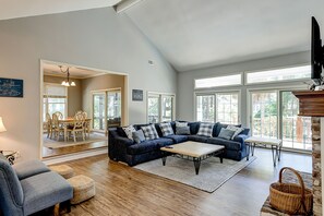 TV, fireplace, DVD player