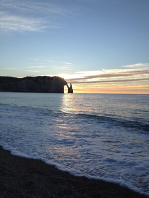 On the beach - "La Maison", heart of the village, 50 meters from the sea (Étretat)