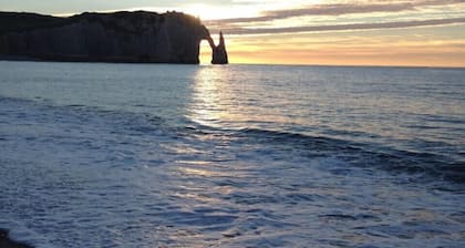 « La Maison », coeur du village, 50 mÚtres de la mer. Pas de parking