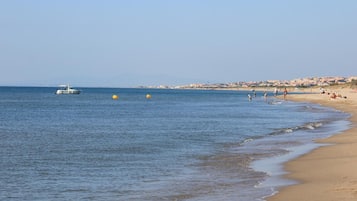 Vlak bij het strand