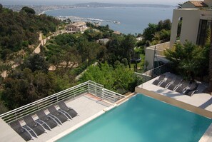 Piscina all'aperto
