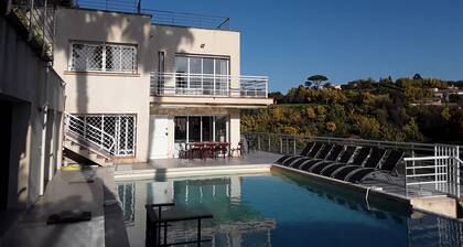Villa Alamp-Super Cannes-Sea view-min 4 nts-4 up 7 rooms-roof top- swimming pool