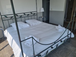 4 habitaciones y caja de seguridad en la habitación
