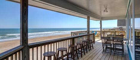 المنطقة المحيطة بالمنشأة