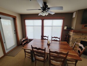 Dining - Bright 2 Bedroom Ski in/Ski Out 4th Floor Condo at Powderhorn Lodge (Solitude)