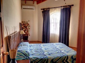 3 Schlafzimmer, Zimmersafe, Bügeleisen/Bügelbrett, WLAN