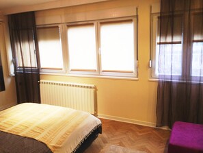 1 bedroom, iron/ironing board, WiFi, bed sheets